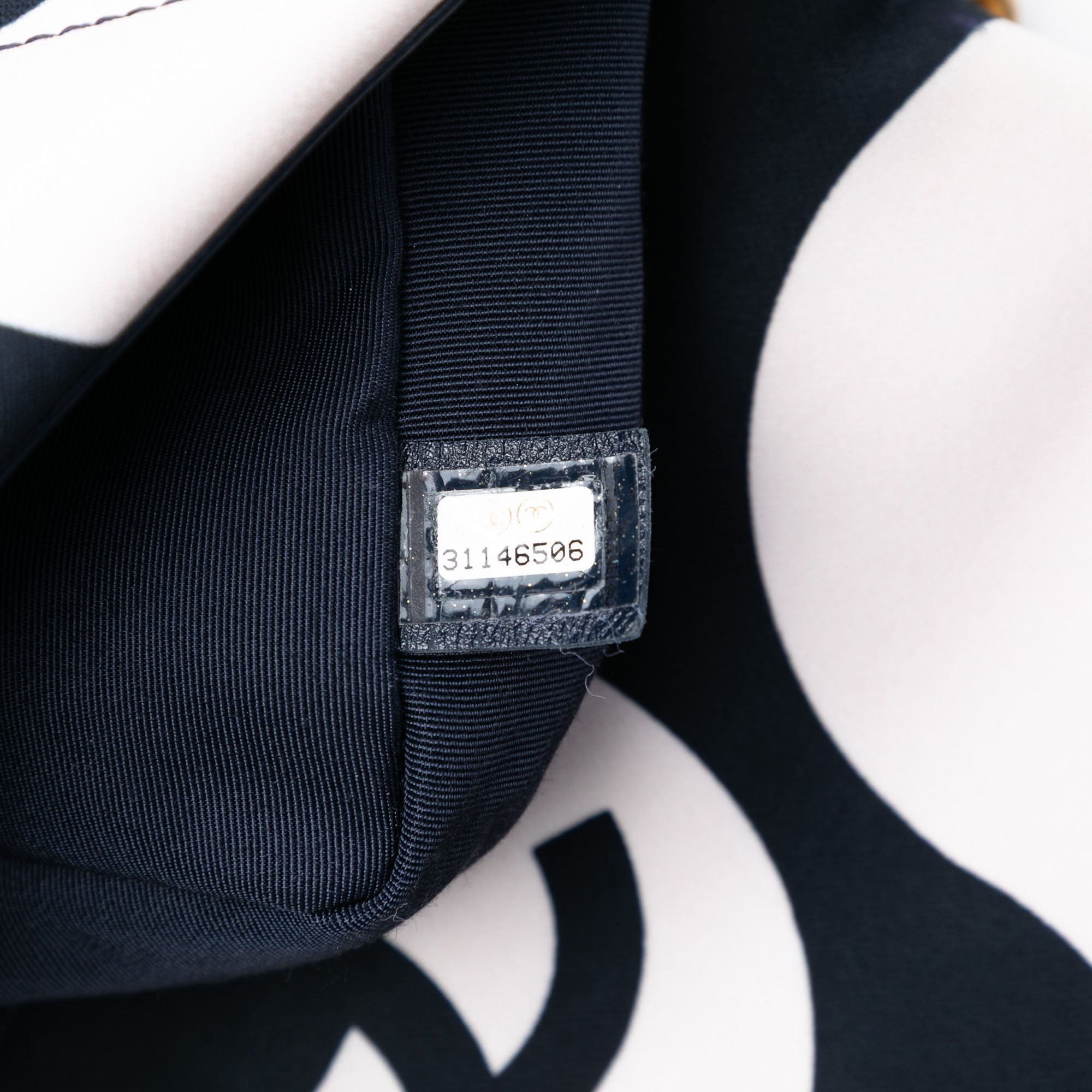 Medium Printed Silk 19 Flap - Image 5