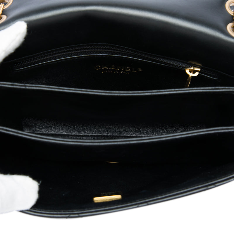 Small Quilted Lambskin On And On Chain Flap - Image 4