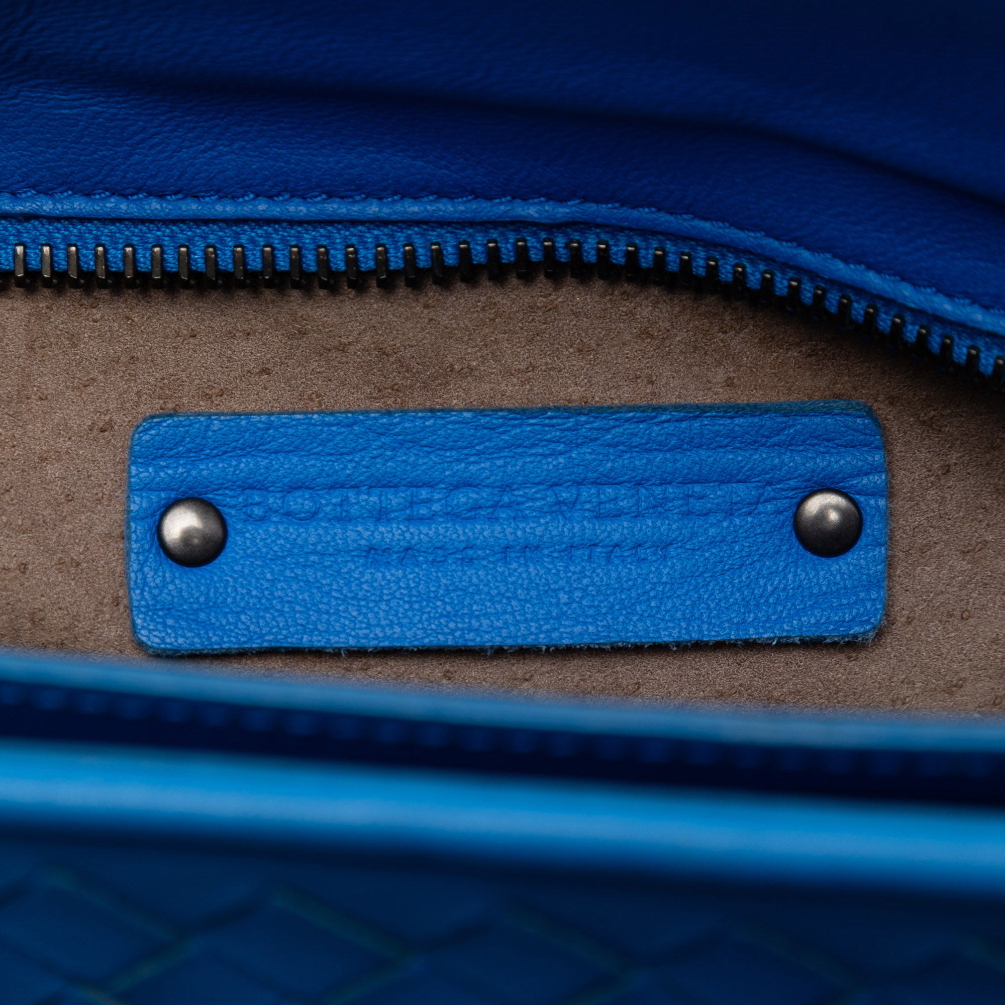 Small Nappa Intrecciato Accordion Satchel - Image 5