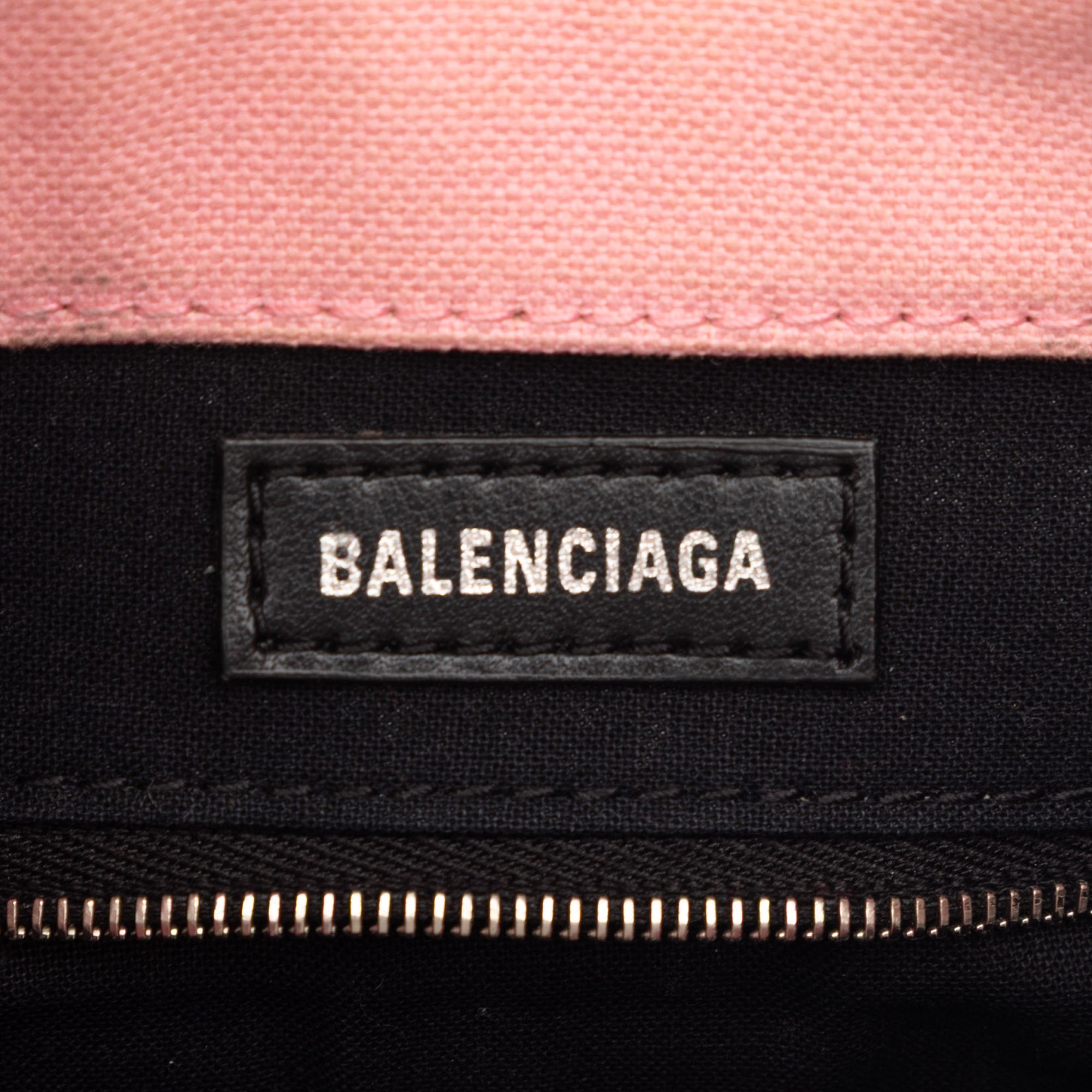 XS Canvas Wave Bucket Bag - Image 5