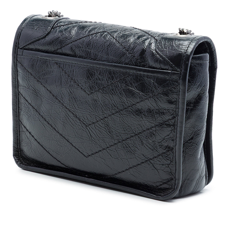 Crinkled Calfskin Niki Wallet on Chain - Image 2