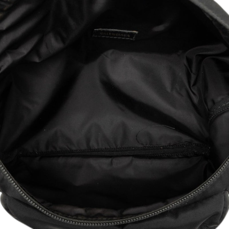 Small Nylon Logo Wheel Belt Bag - Image 4