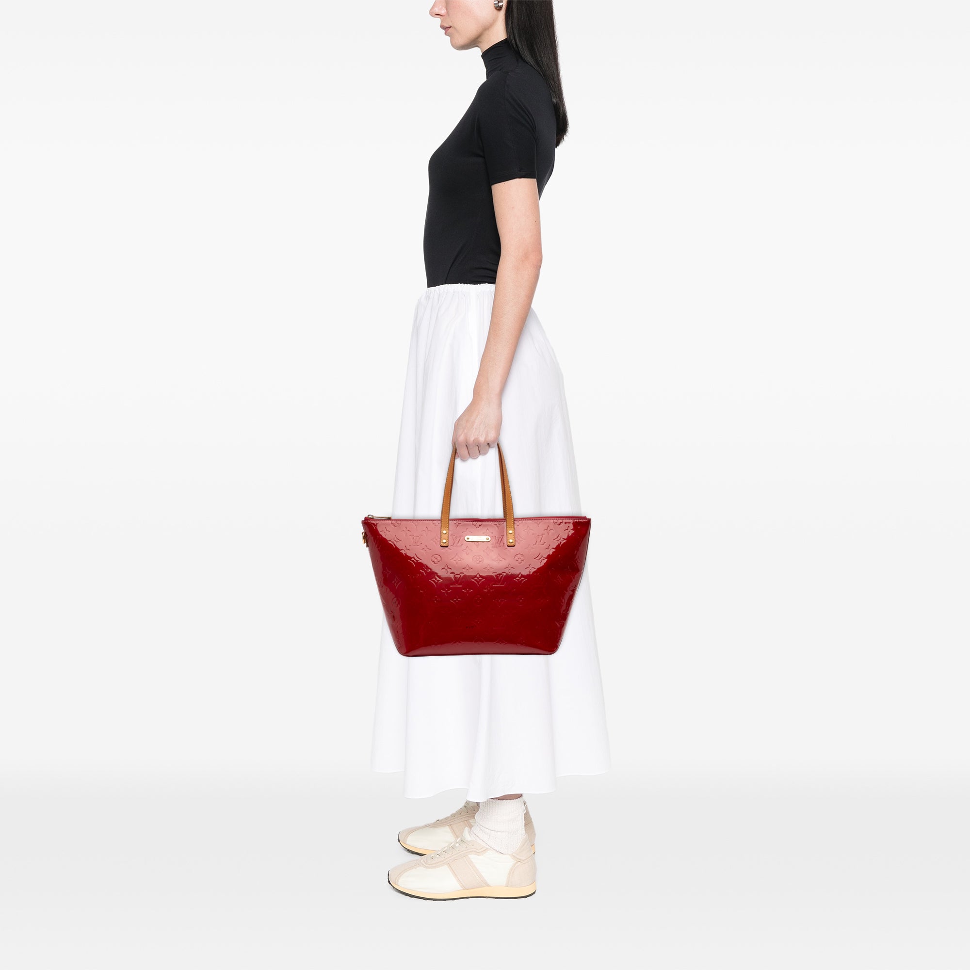 Monogram Vernis Bellevue GM - Image 10