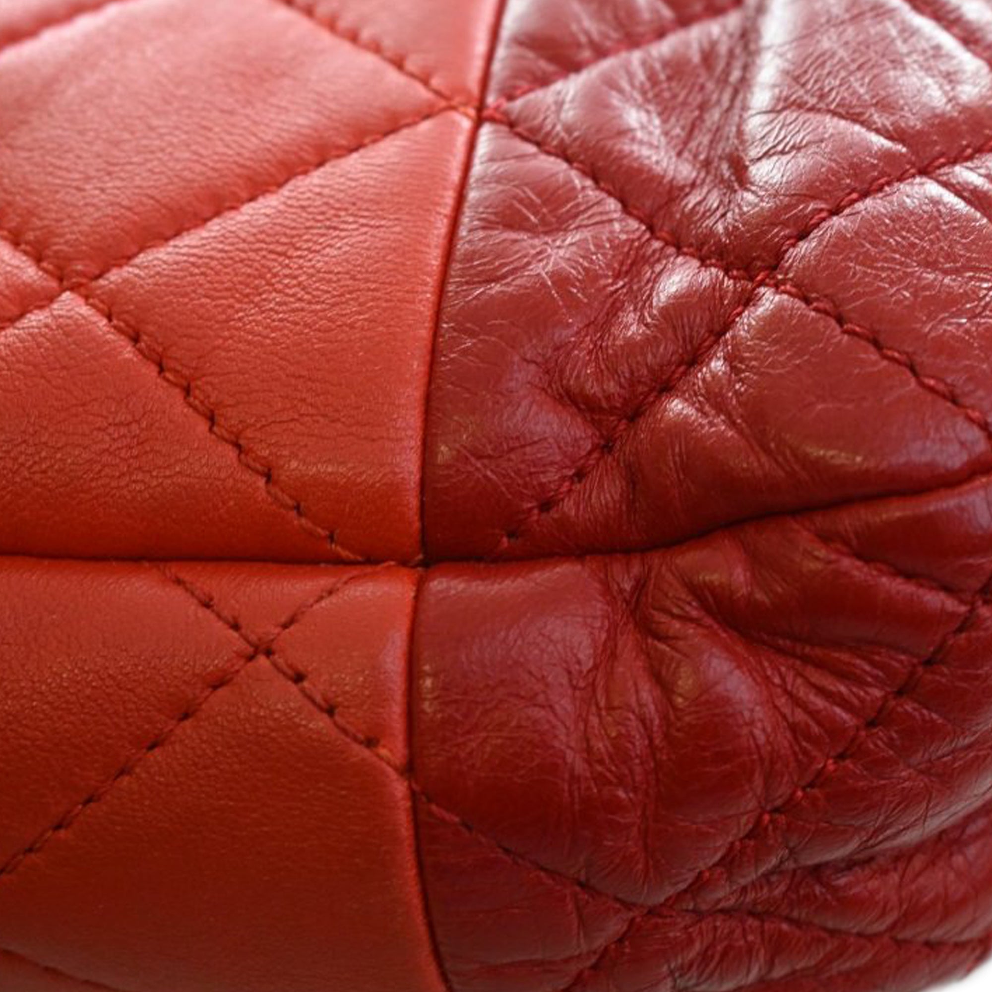 Medium Bicolor Lambskin and Calfskin CC Chain Flap - Image 10