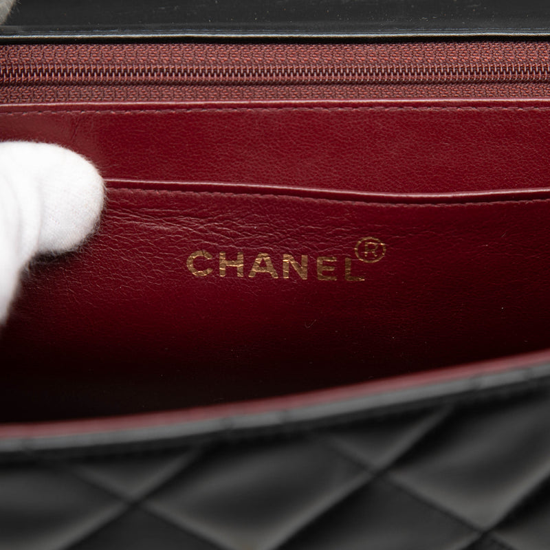 Maxi XL Classic Lambskin Single Flap - Image 5