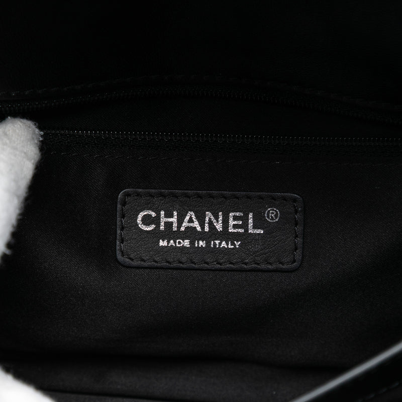 Small Quilted Lambskin Citizen Zip Flap - Image 5