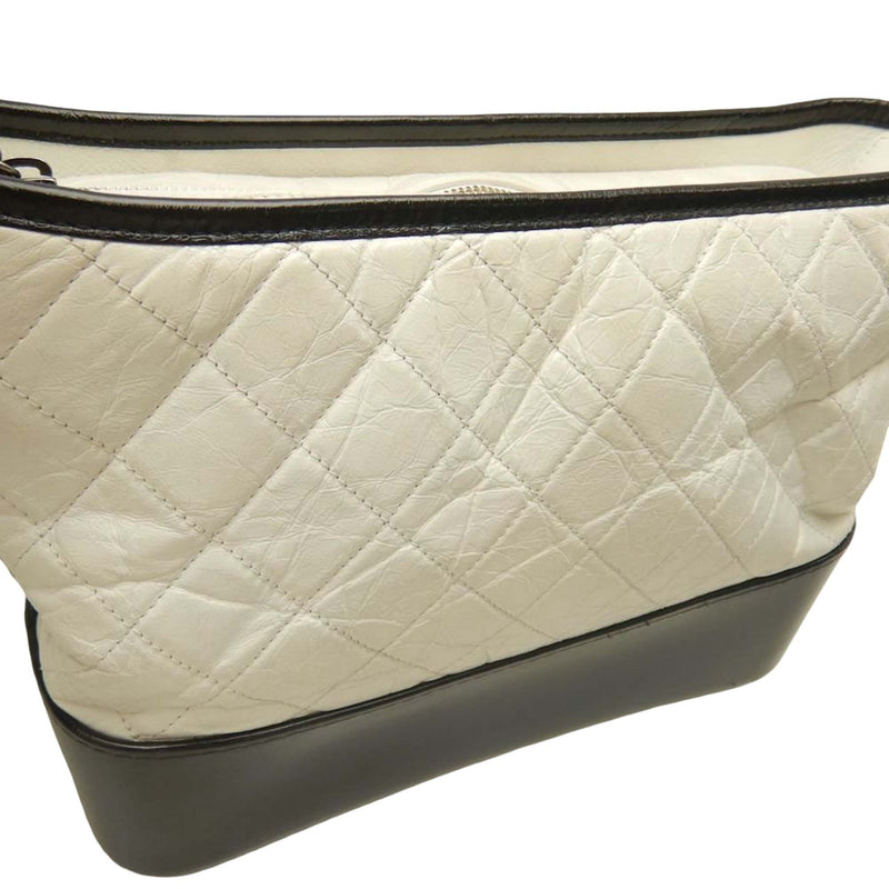 Medium Bicolor Quilted Aged Calfskin Gabrielle Hobo - Image 10
