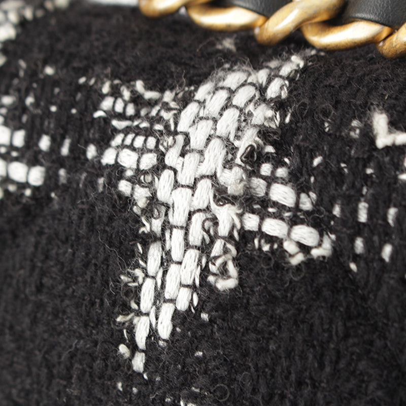 Medium Tweed 19 Flap - Image 11