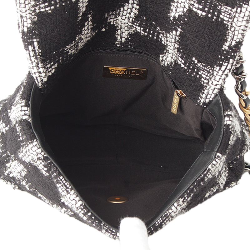 Medium Tweed 19 Flap - Image 6