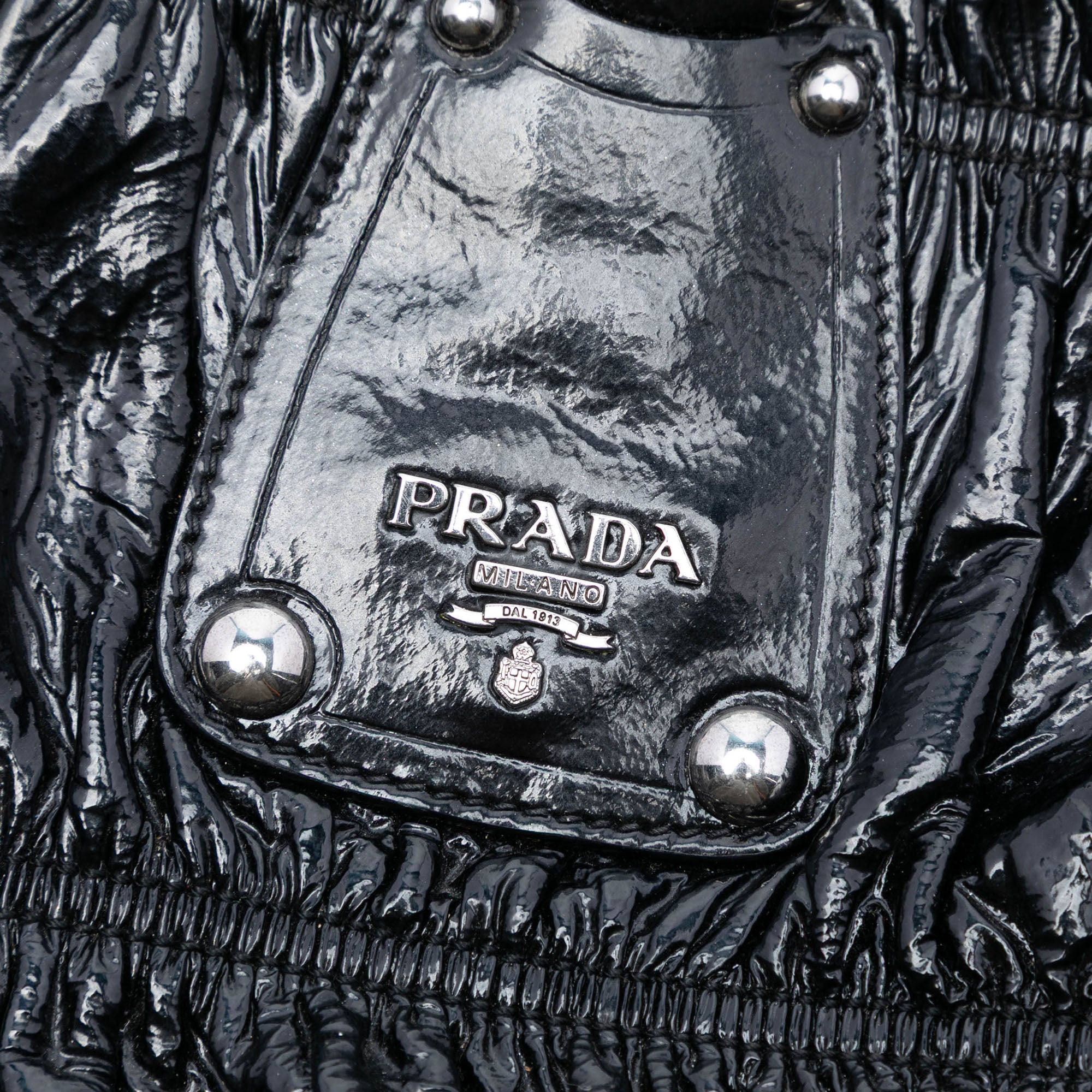Vernice Gaufre Satchel - Image 5