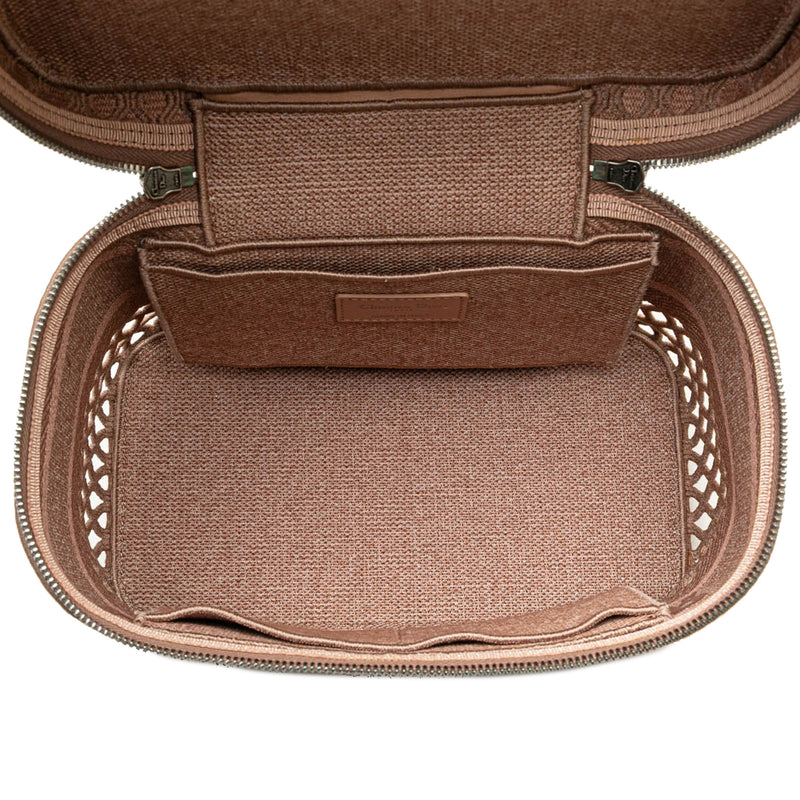 Mesh Embroidered Diortravel Vanity Case - Image 4