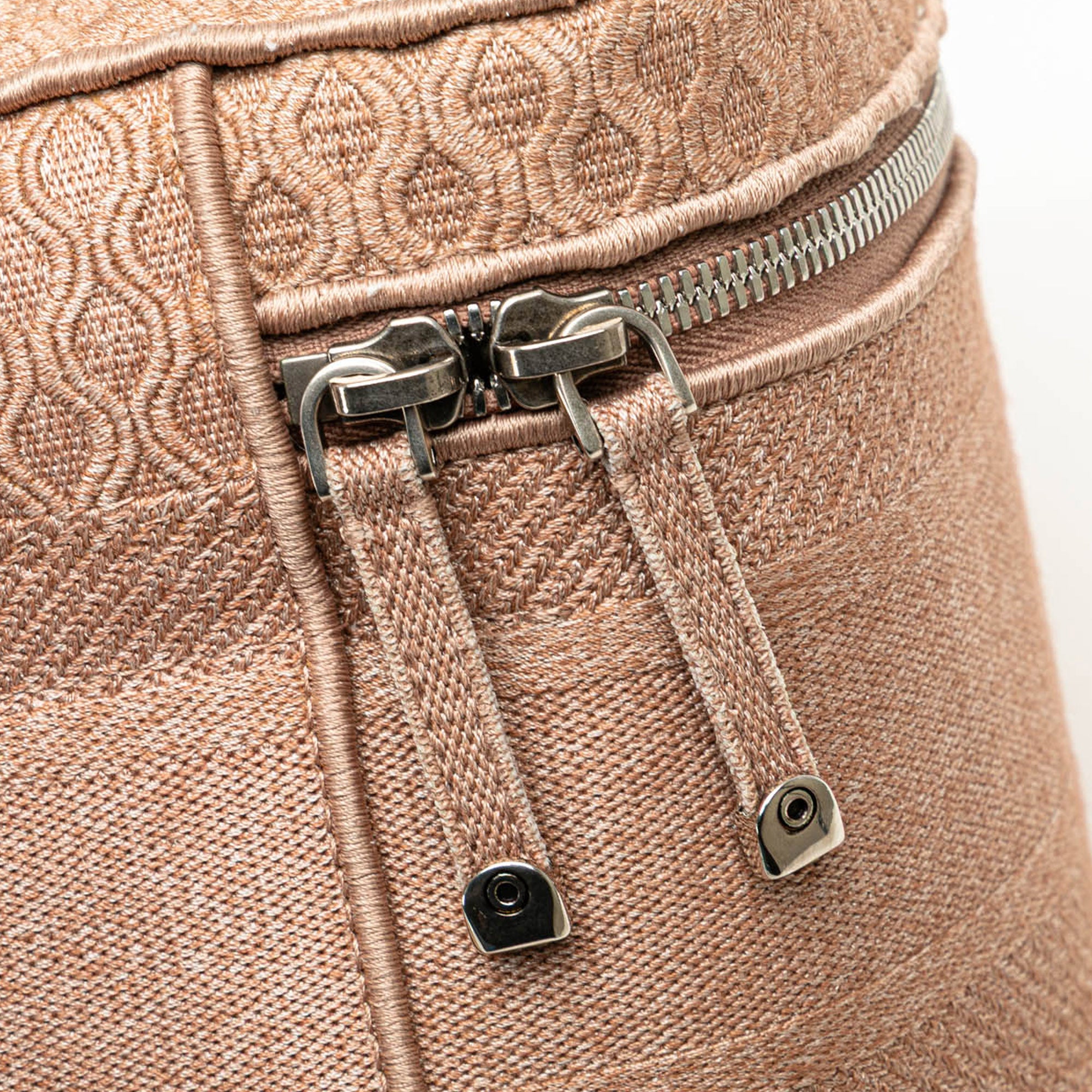 Mesh Embroidered Diortravel Vanity Case - Image 7