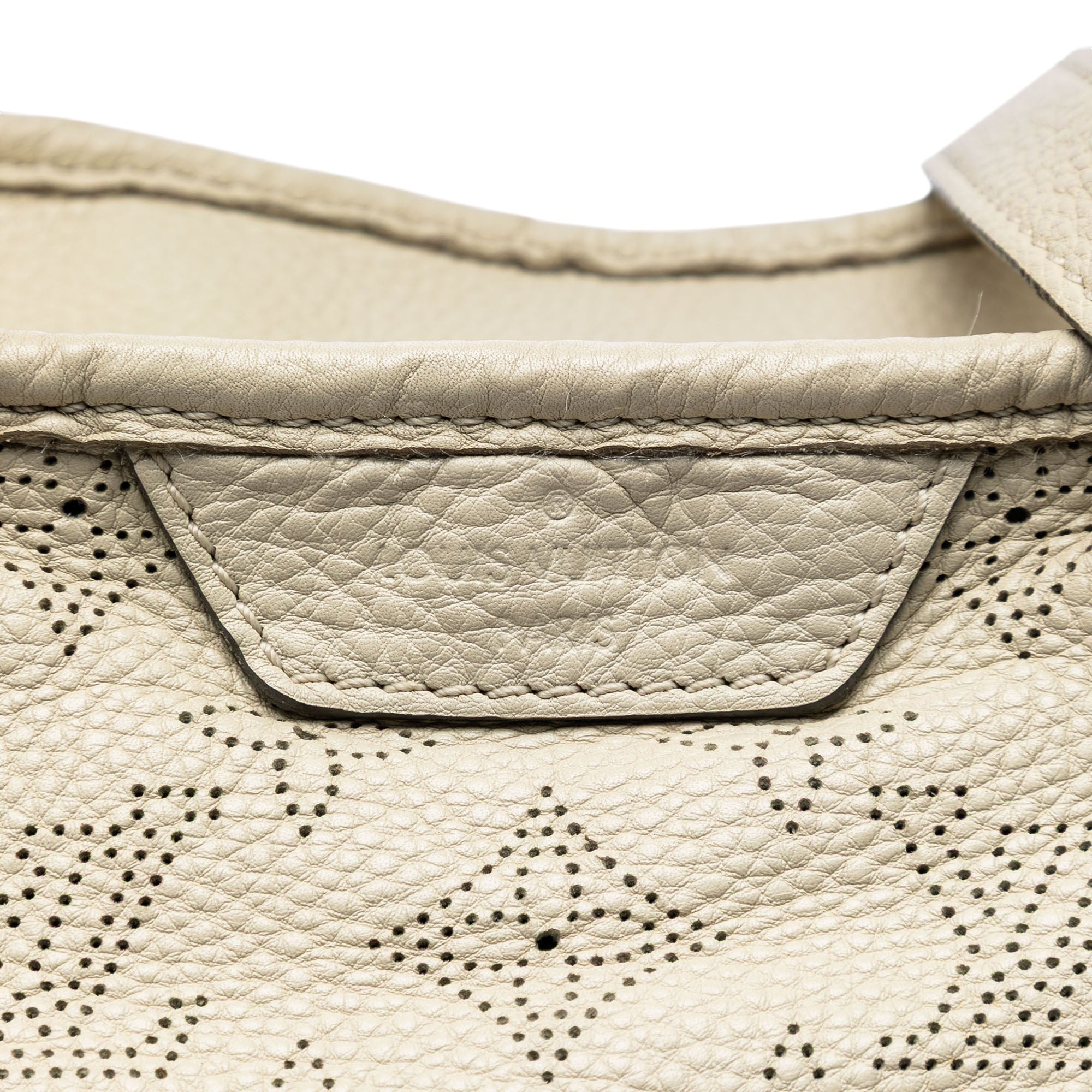 Monogram Mahina Stellar PM - Image 5