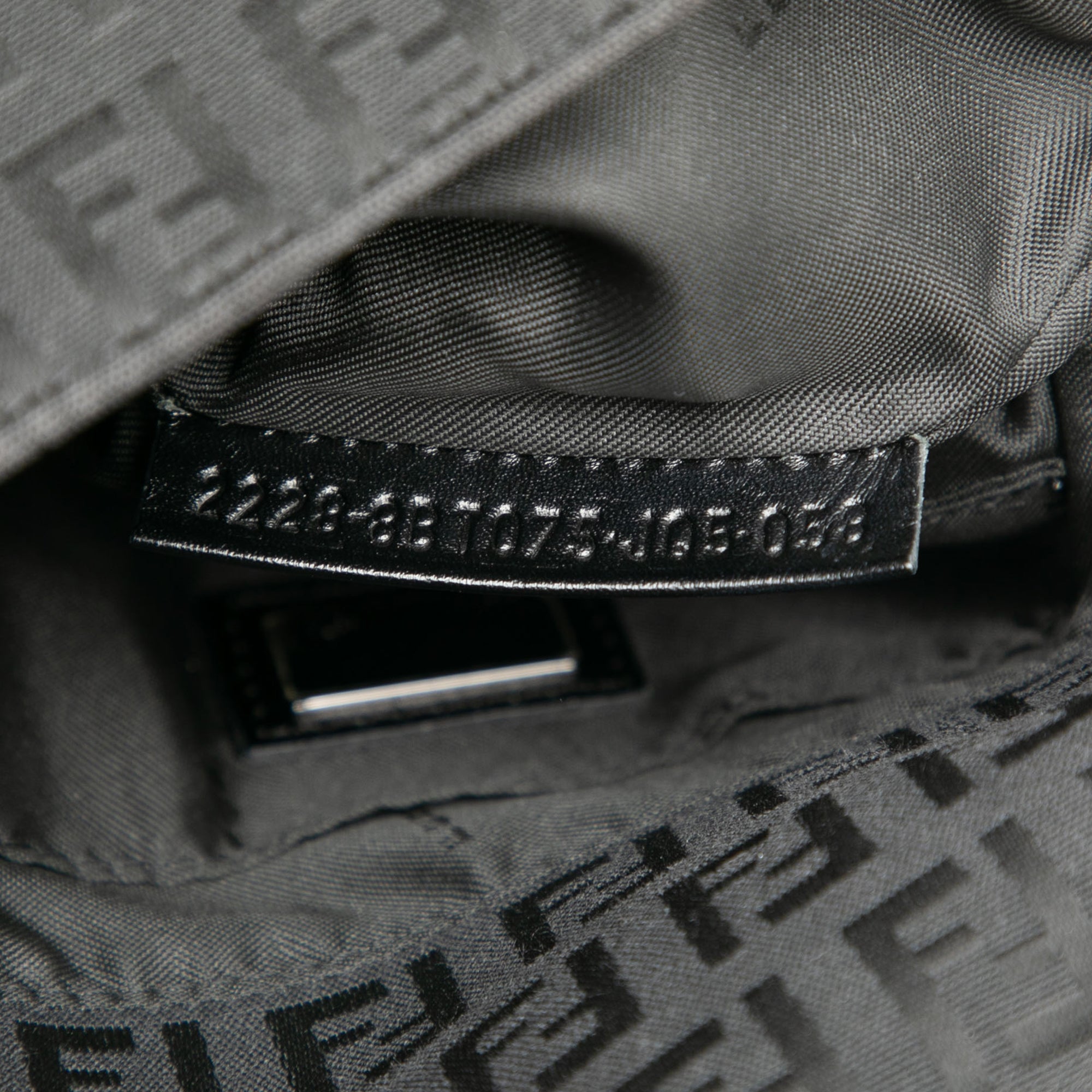 Zucchino Canvas Crossbody - Image 6