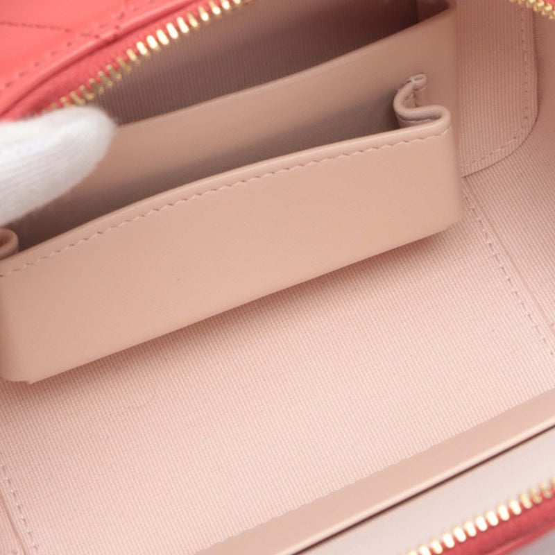 Quilted Lambskin Chic Riviera Top Handle Vanity Case - Image 3