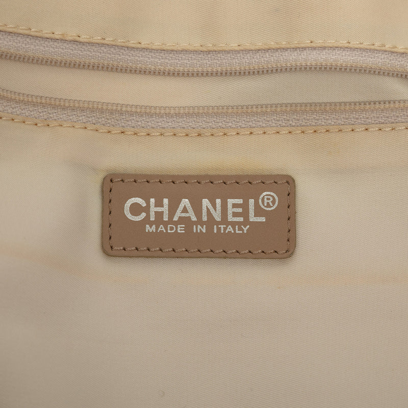 New Travel Line Nylon Tote - Image 5