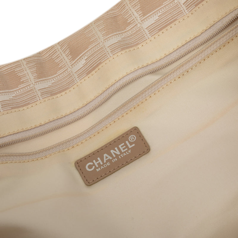 New Travel Line Nylon Tote - Image 7