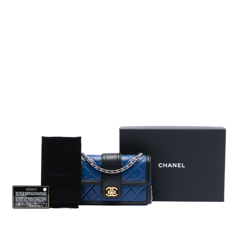 Bicolor Quilted Lambskin Elegant CC Flap Wallet on Chain - Image 8