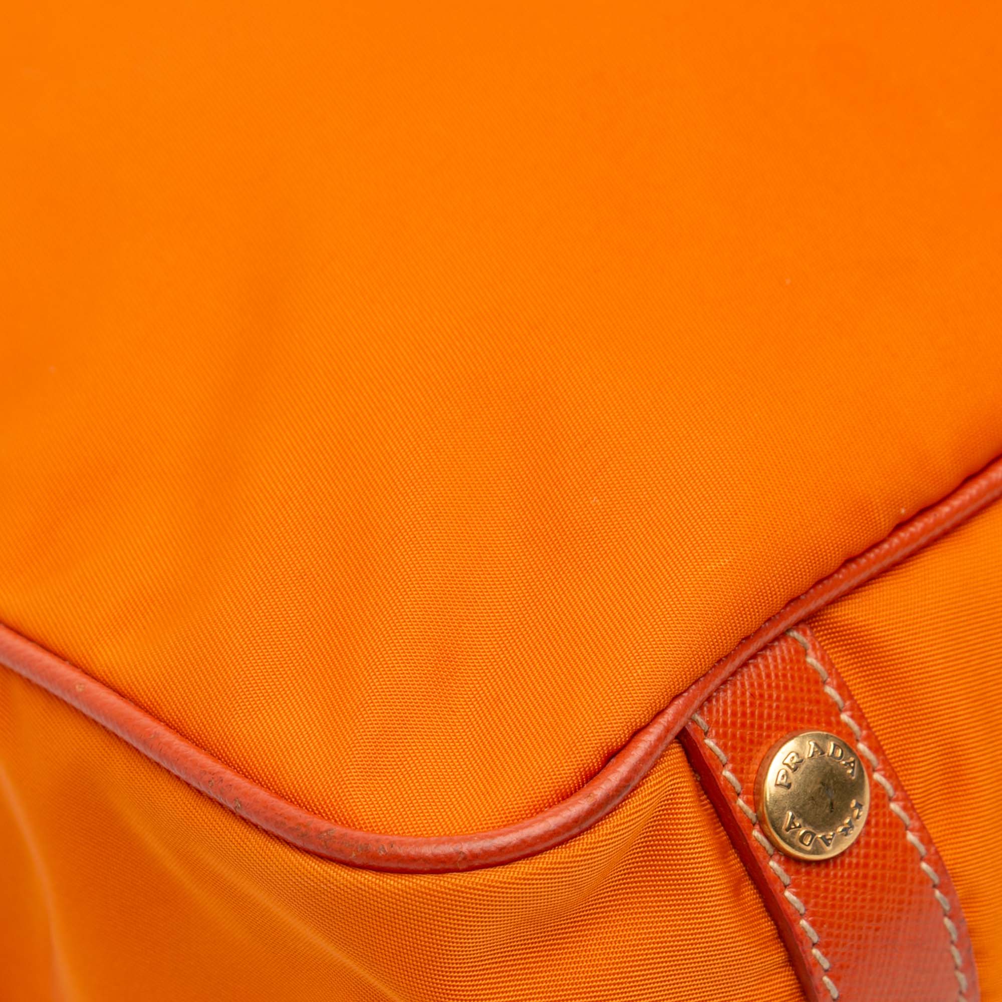 Saffiano Trimmed Tessuto Logo Oro Satchel - Image 8