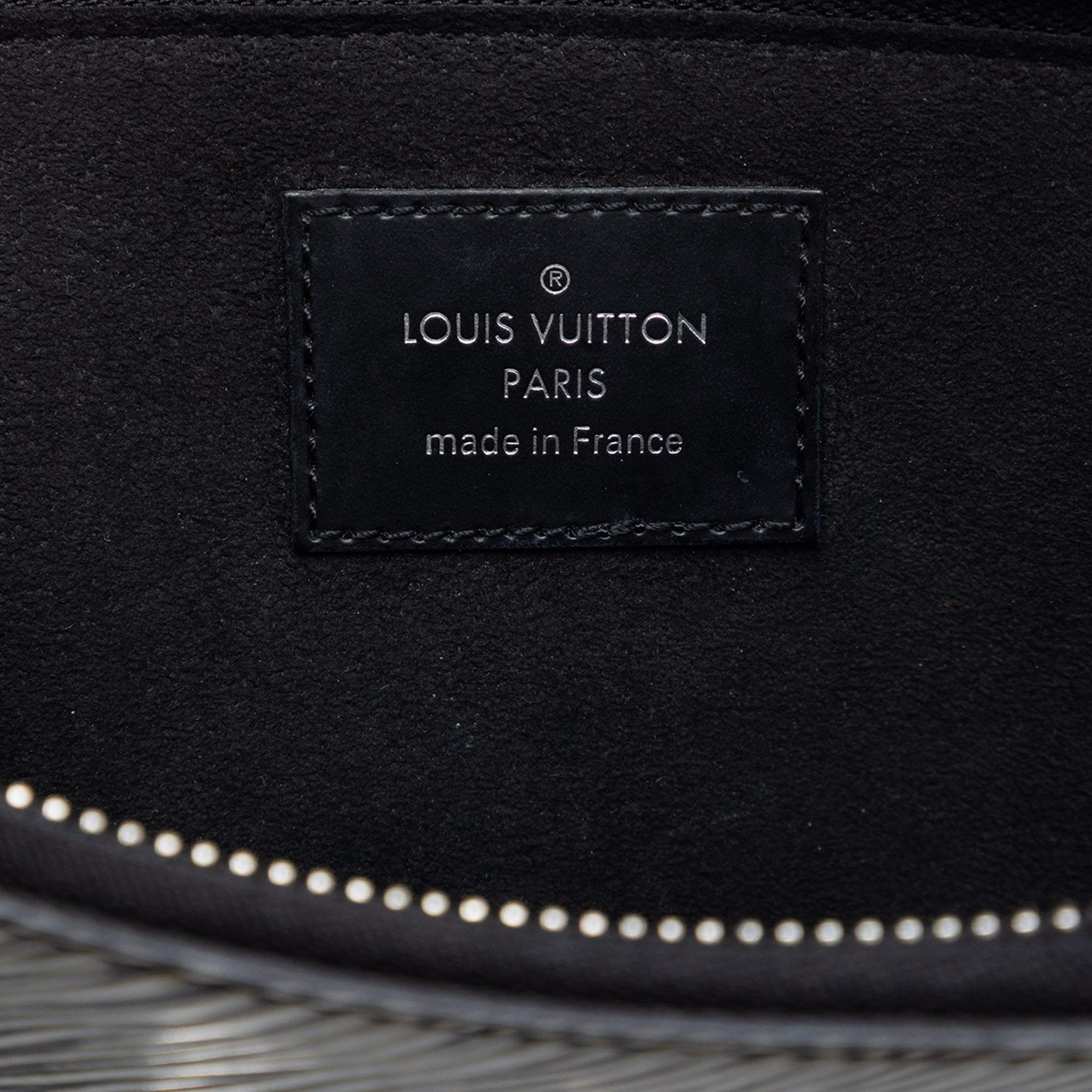 Epi Essential V Pochette - Image 5