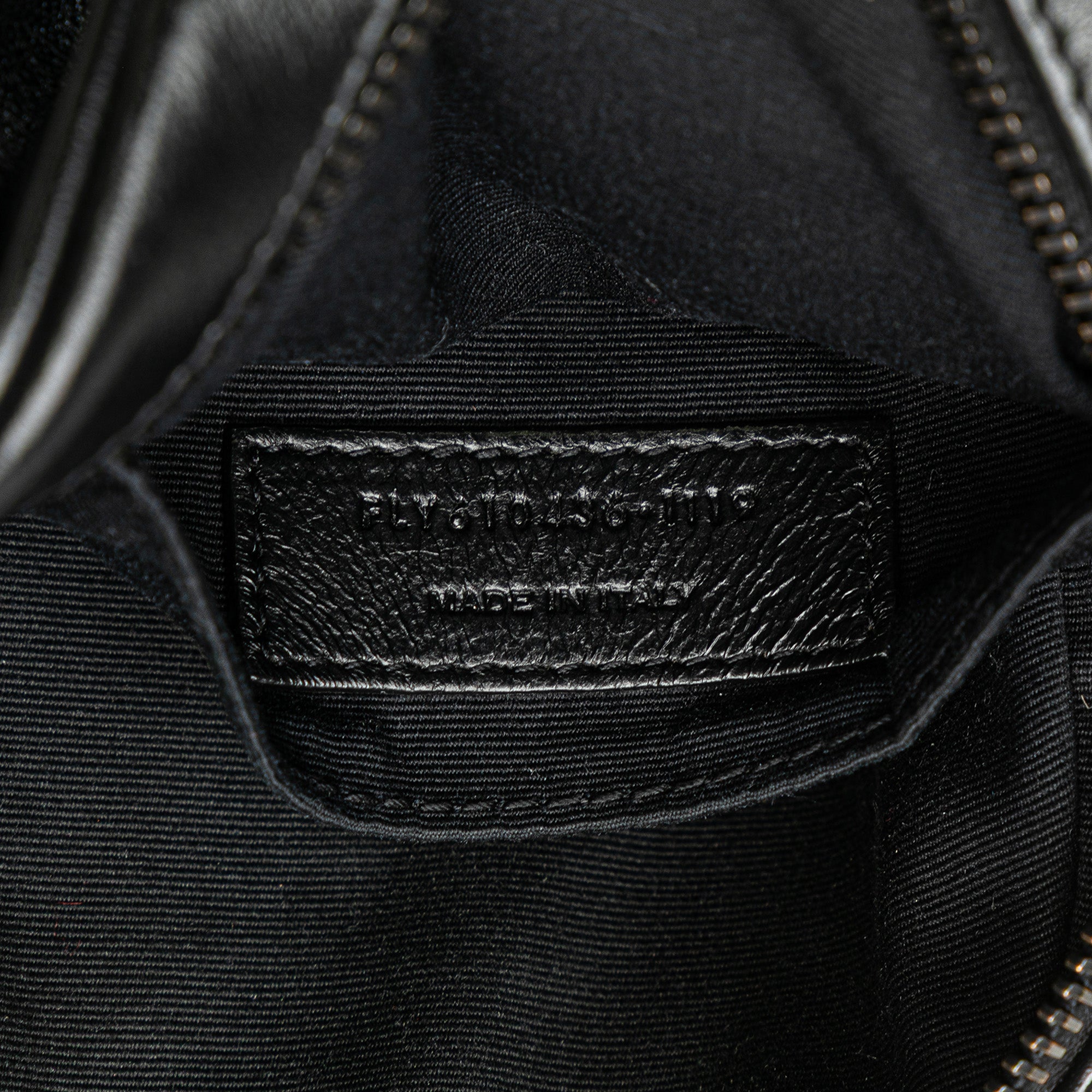 Chevron Calfskin Round Vinyle Camera Bag - Image 6