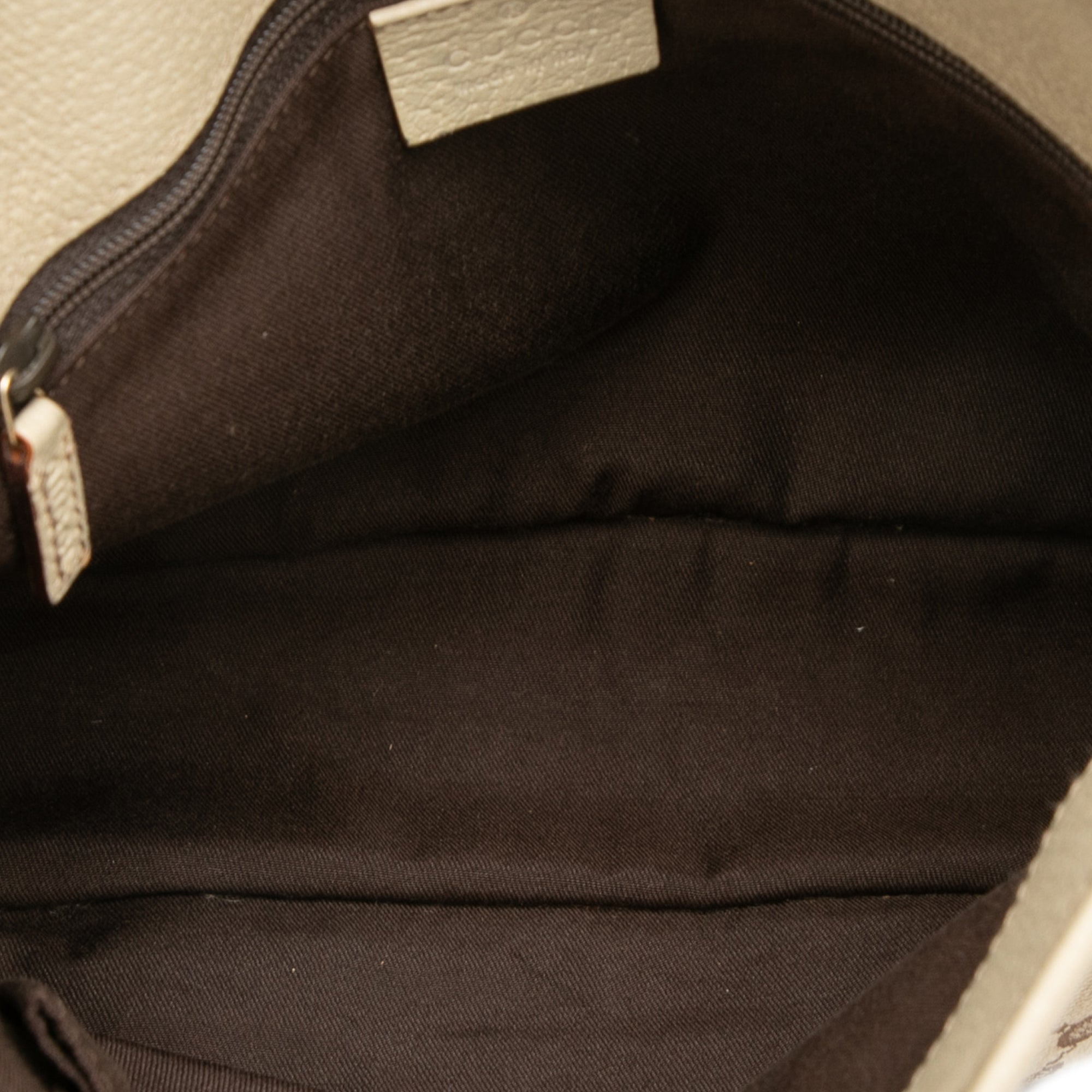 GG Canvas Eclipse Crossbody - Image 4