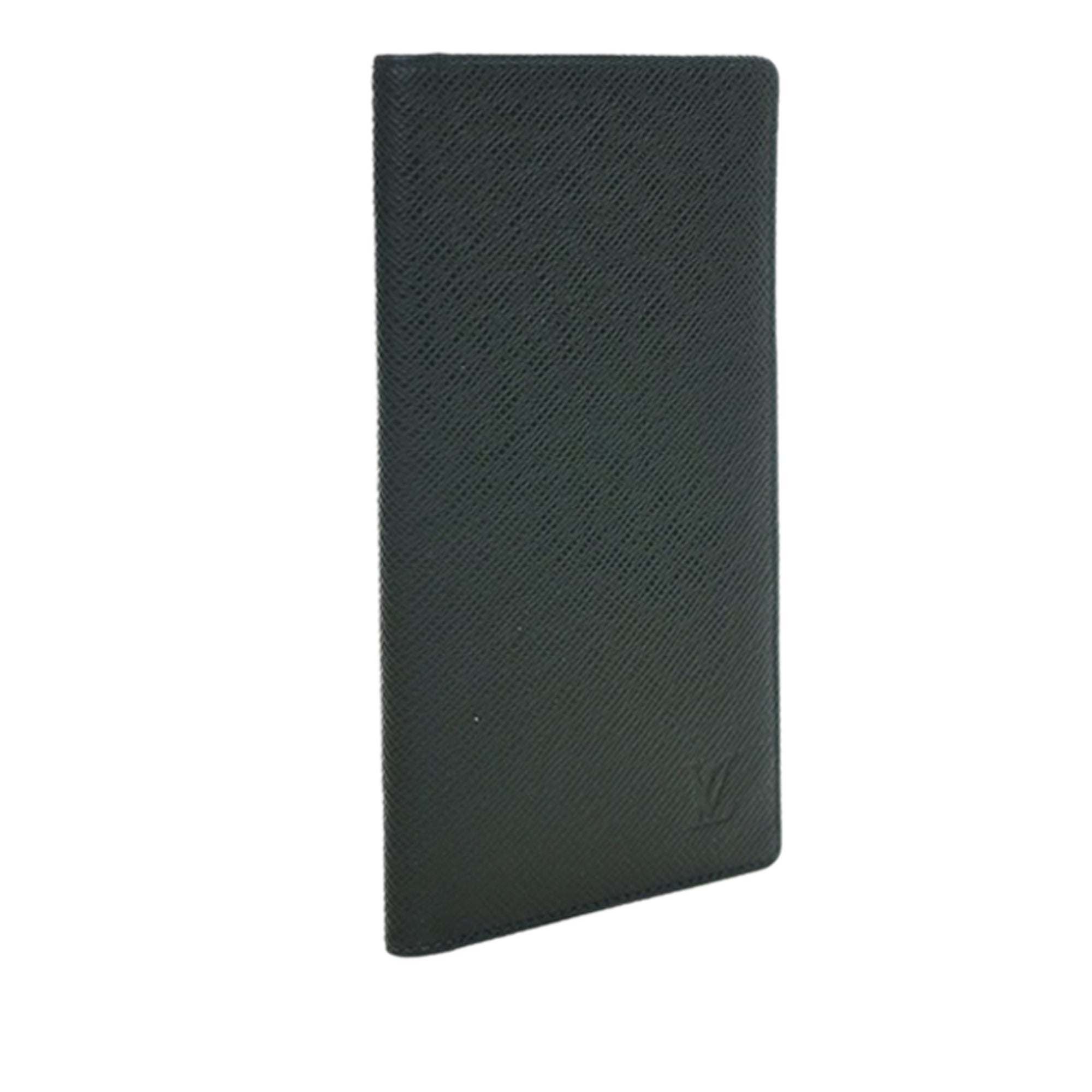 Taiga Checkbook Wallet - Image 4