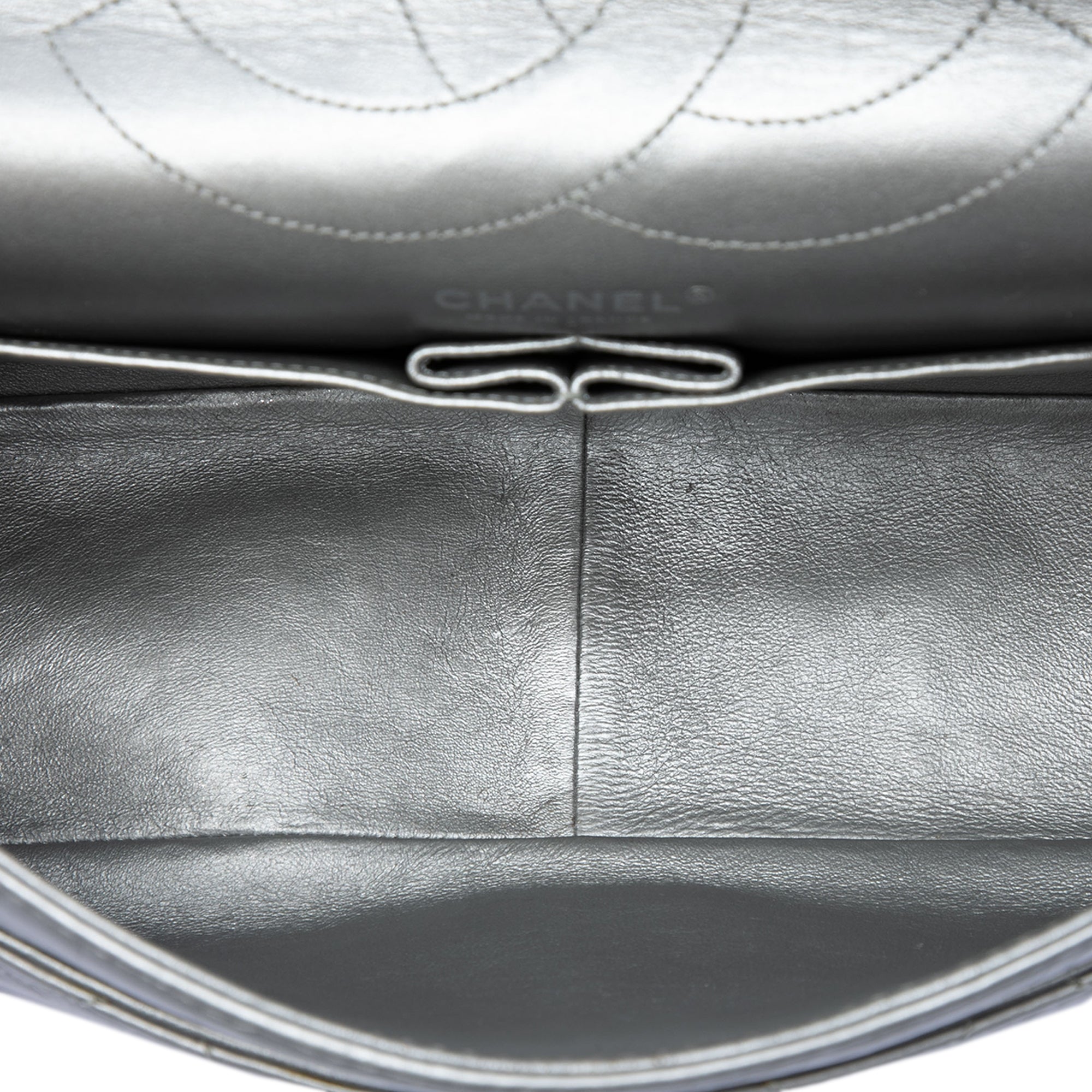 Quilted Metallic Aged Calfskin Reissue 2.55 Double Flap 227 - Image 4