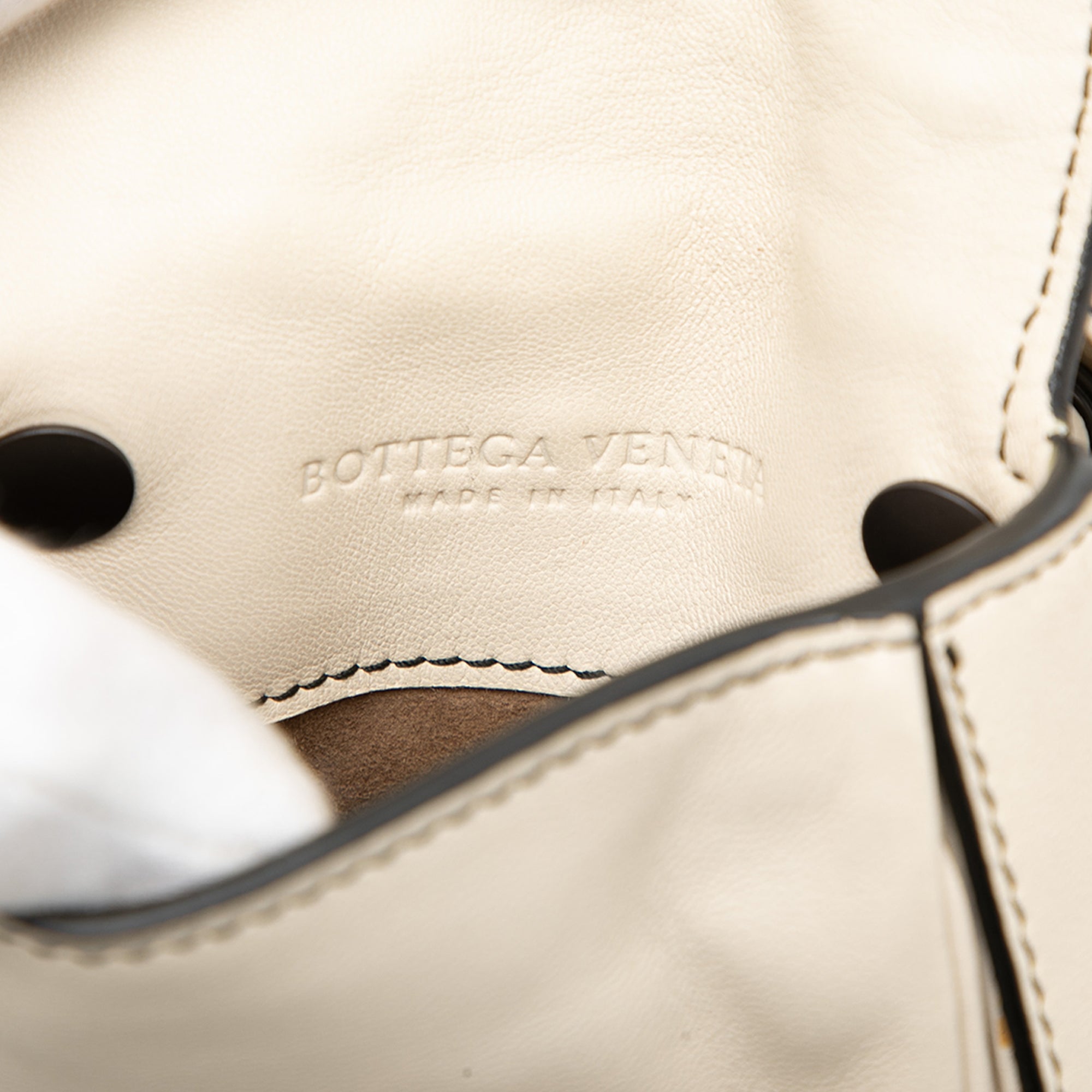 Nappa Intrecciato Double Sided Flap Crossbody - Image 5