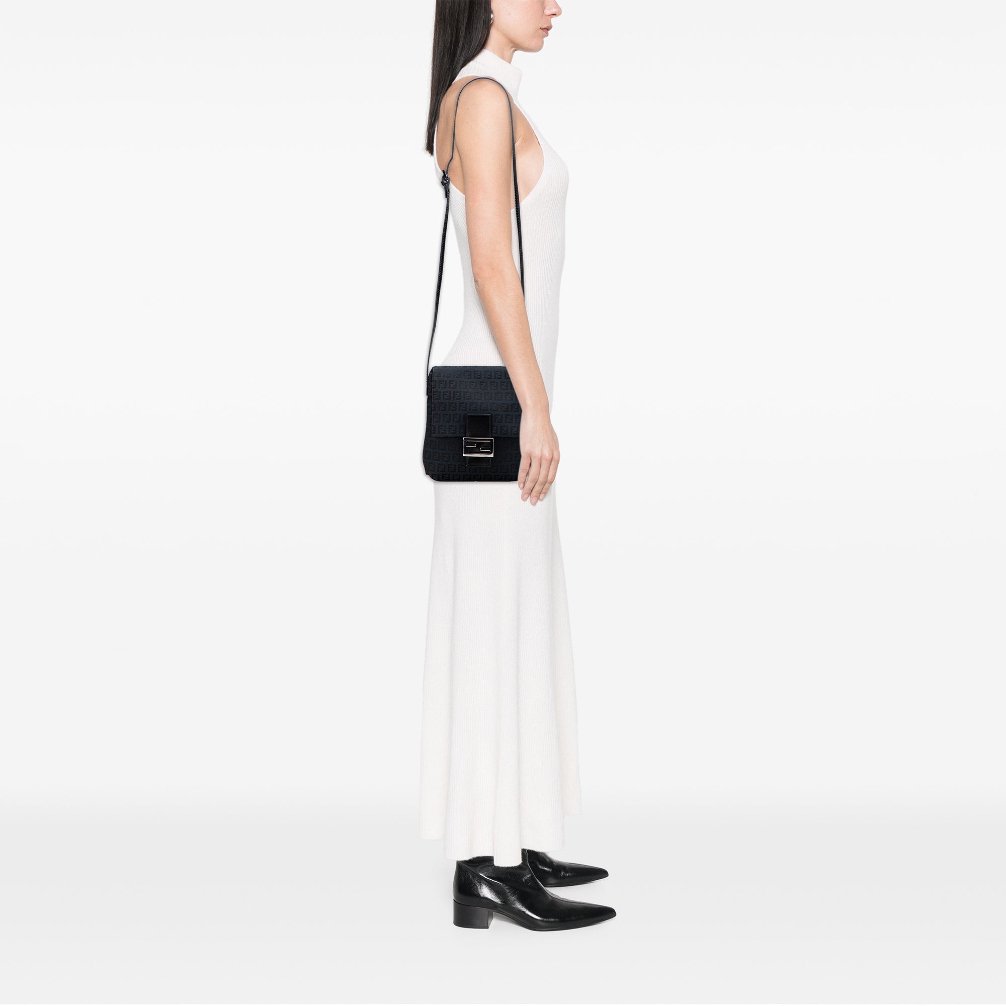 Zucchino Canvas Crossbody - Image 10