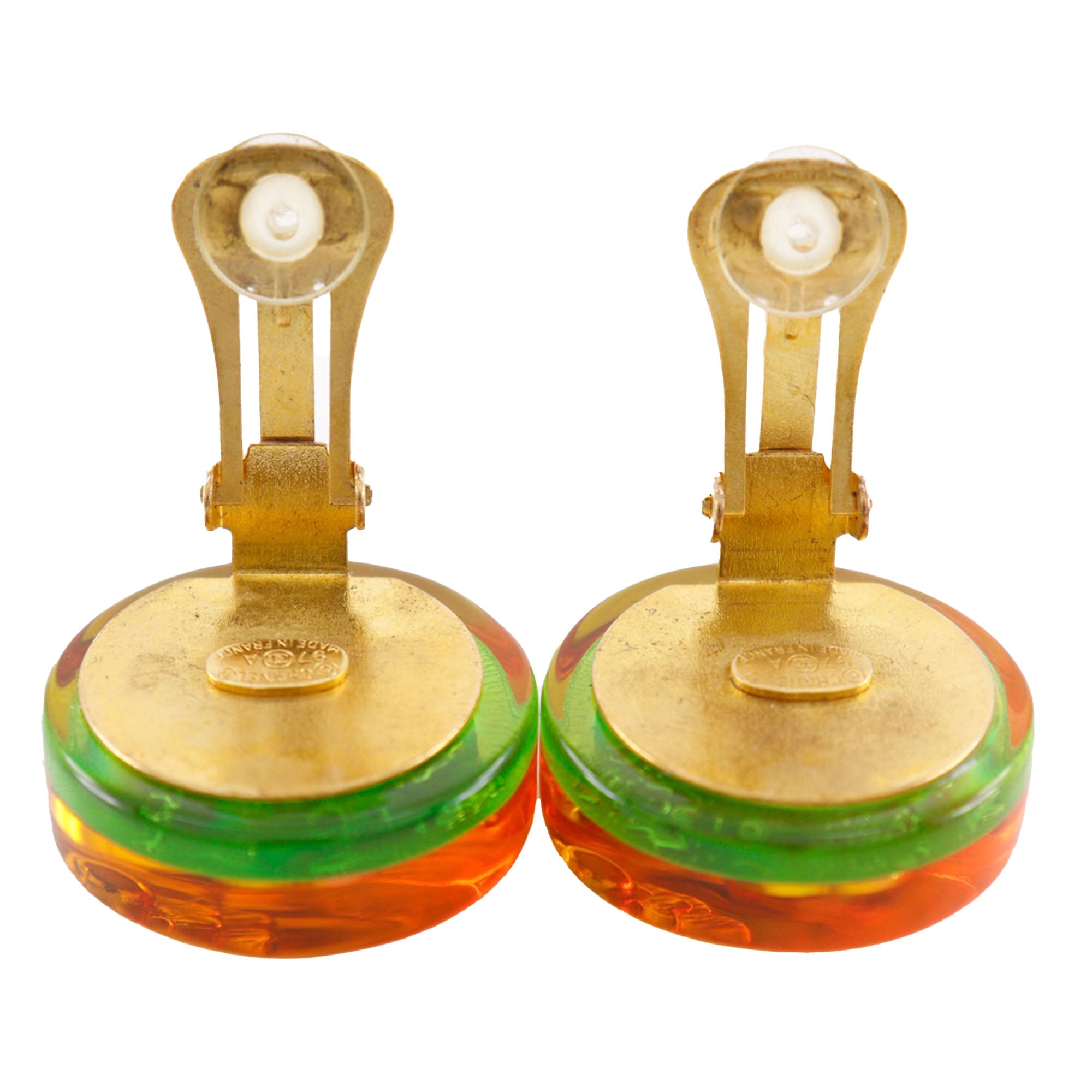 CC Resin Embedded Camellia Shoe Gold Plated Clip On Earrings - Image 4