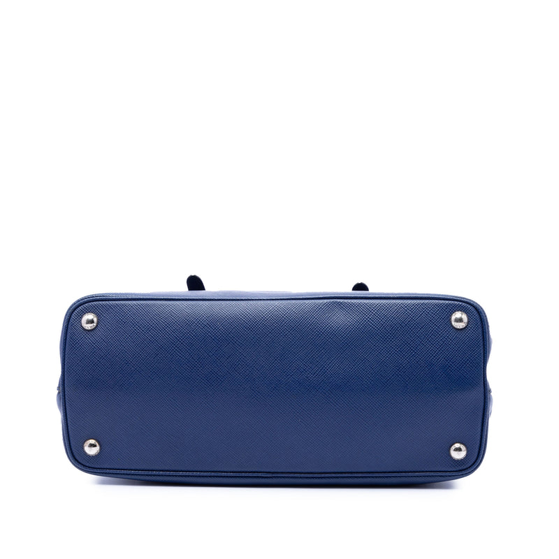 Saffiano Soft Shopping Convertible Tote - Image 3