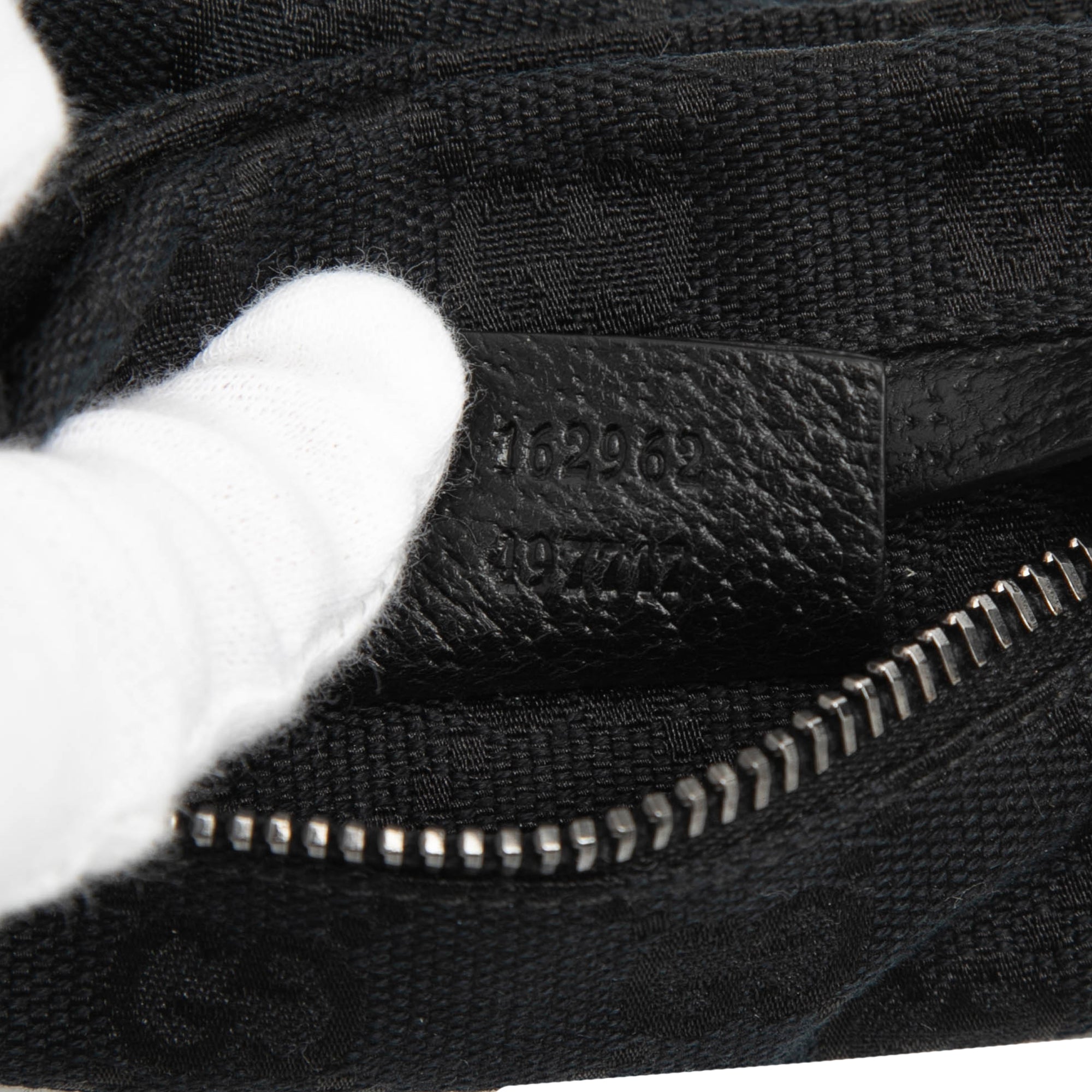 GG Canvas Double Pocket Belt Bag - Image 6