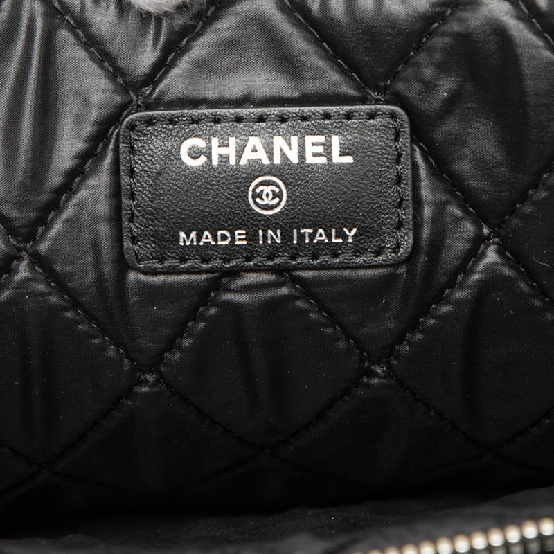Large Quilted Lambskin Double Stitch O Case Clutch - Image 5