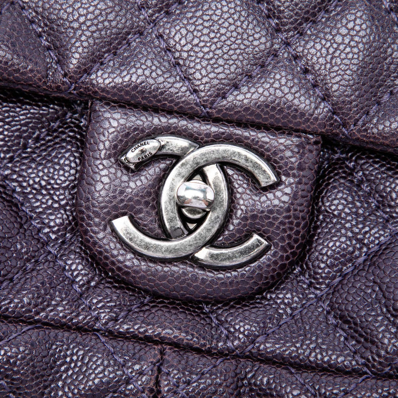 Medium Quilted Iridescent Caviar Easy Flap - Image 5