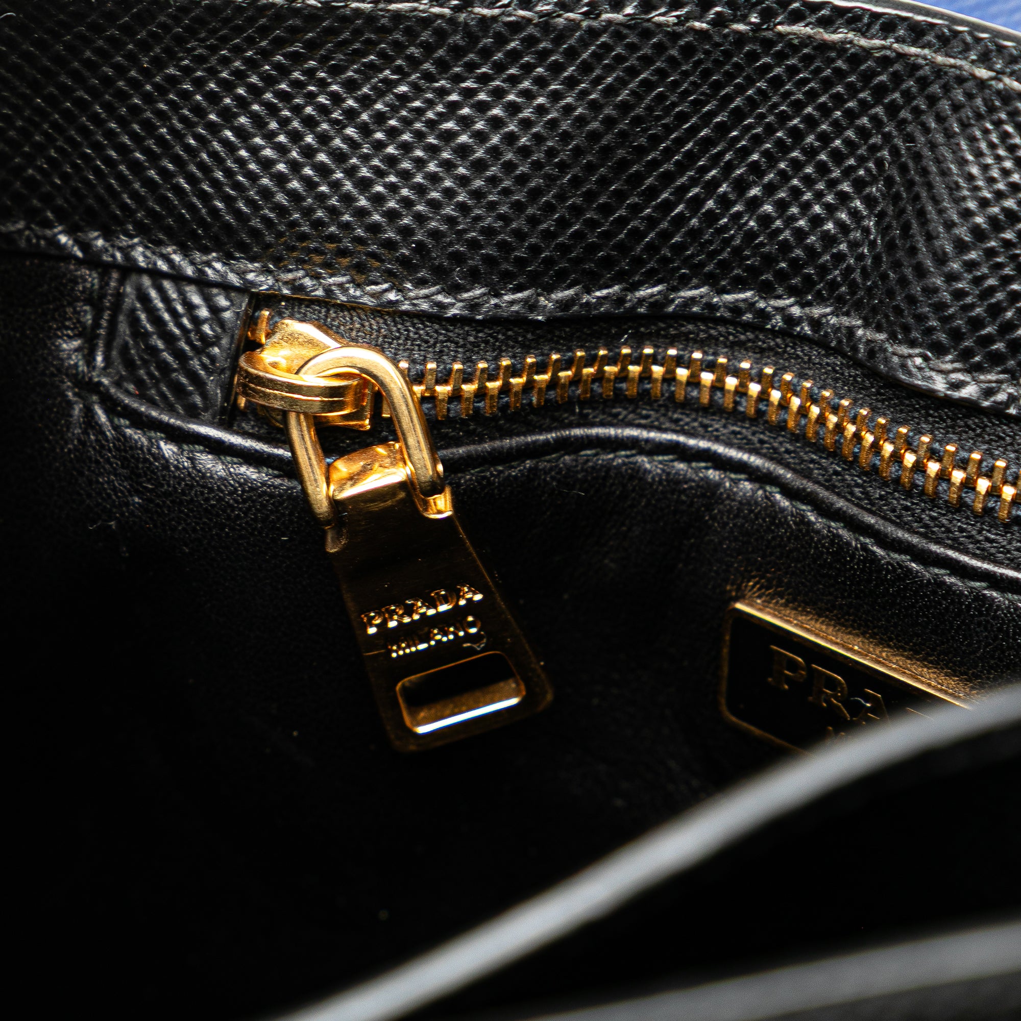 Bicolor Saffiano Cuir Flap Crossbody - Image 8