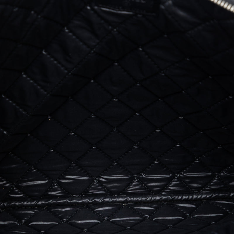 Large Quilted Patent O Case Clutch - Image 4
