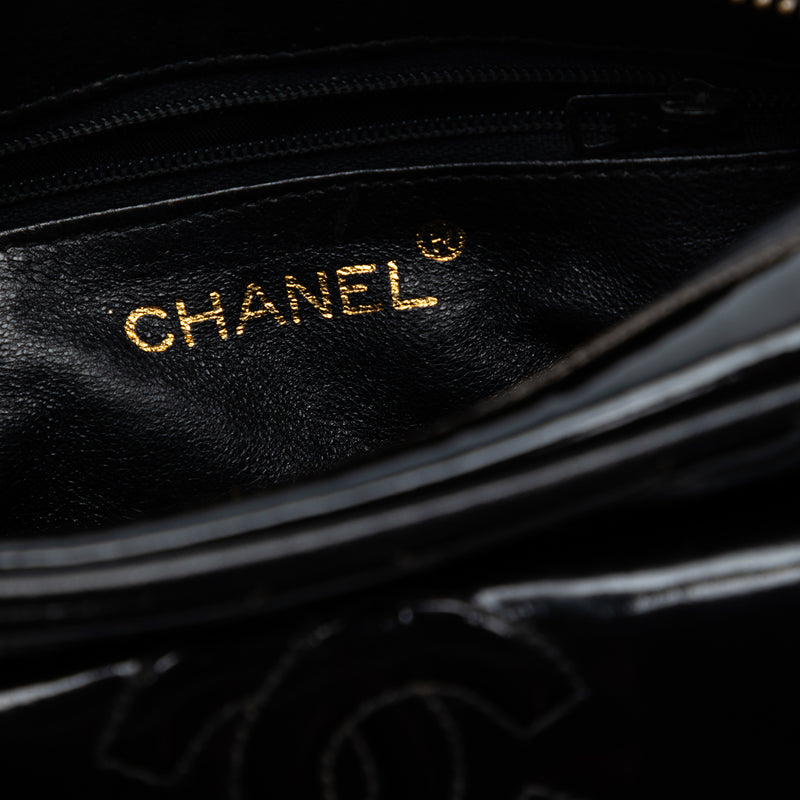 CC Quilted Patent Camera Bag - Image 5