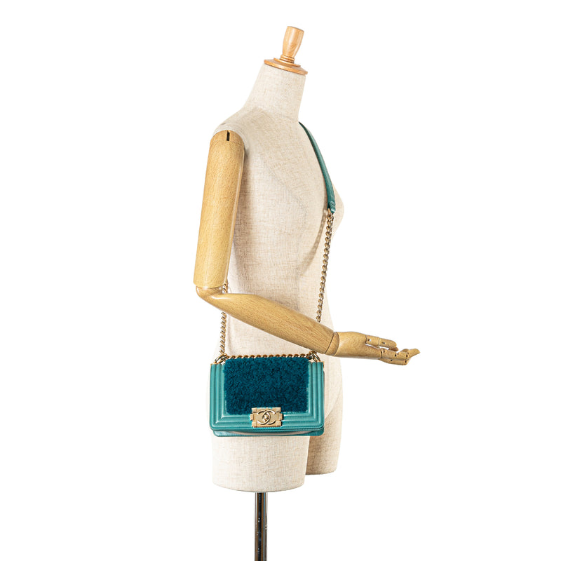 Small Bicolor Shearling Boy Flap - Image 7