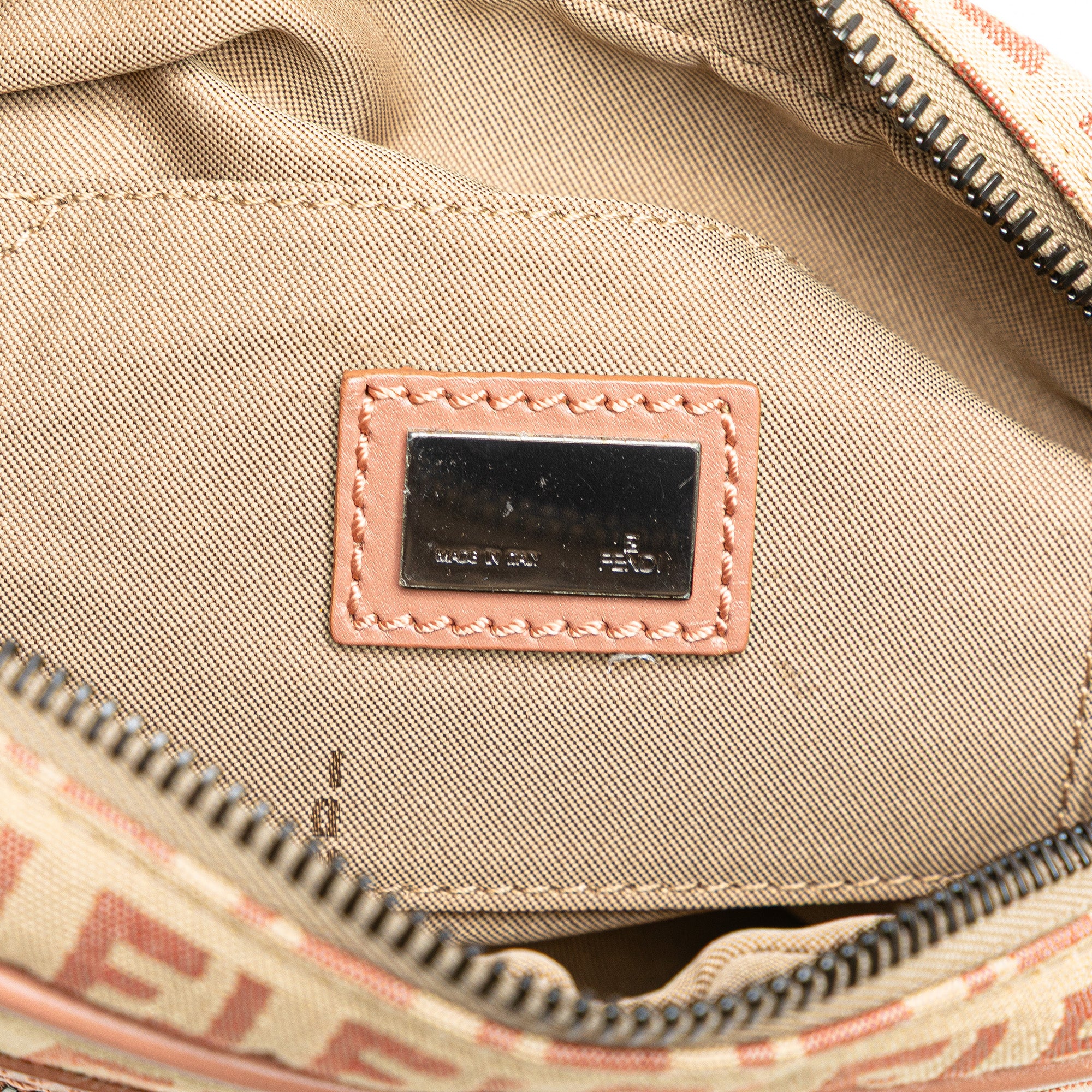 Zucchino Canvas Crossbody - Image 5