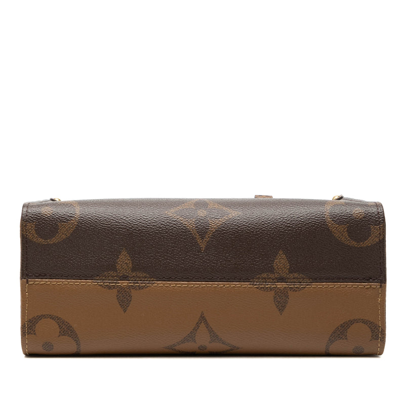 Monogram Reverse Giant OnTheGo PM - Image 3