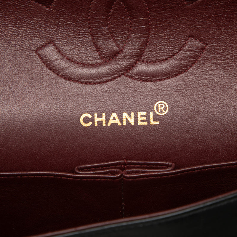 Medium Classic Lambskin Double Flap - Image 5