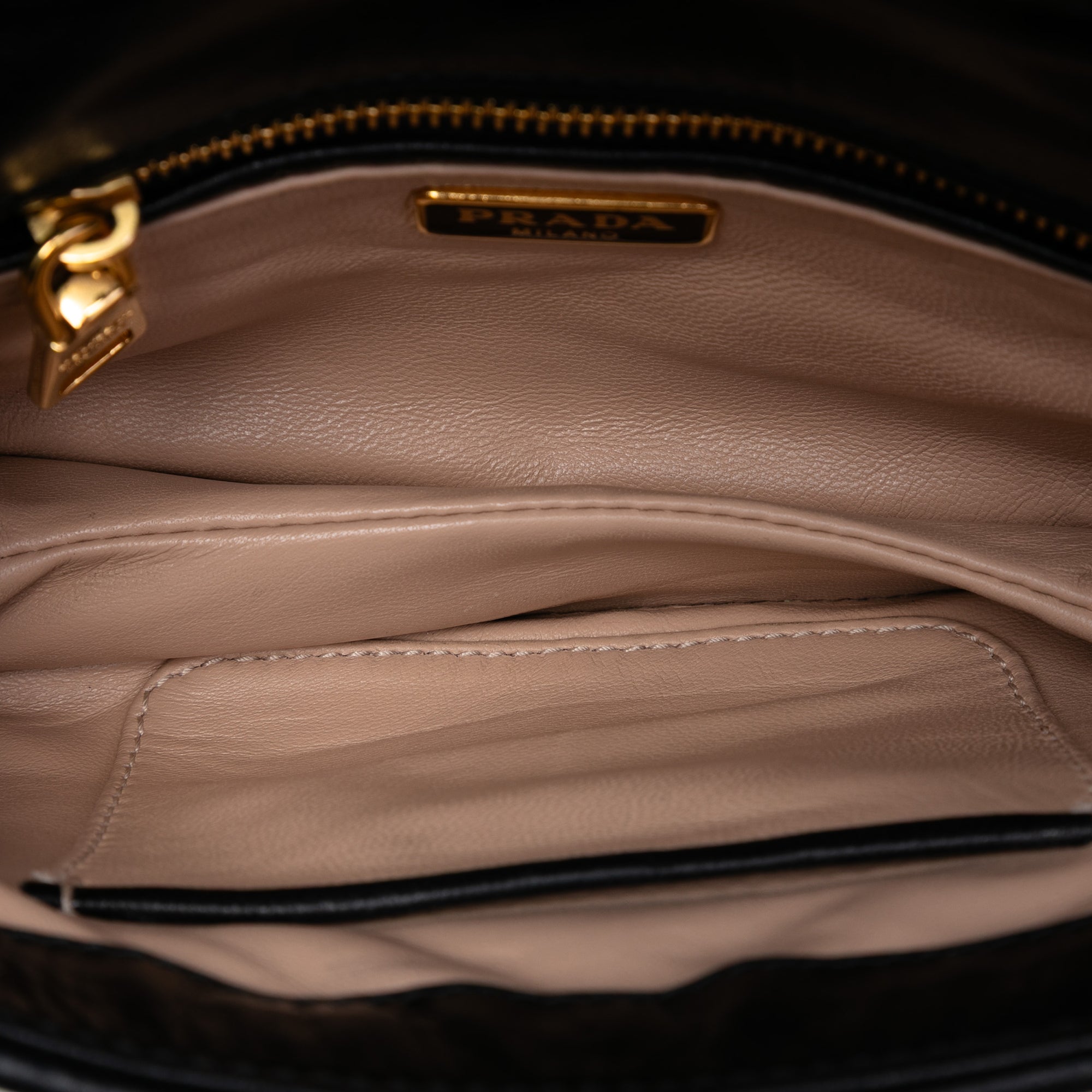 Leather Lips Applique Crossbody - Image 4