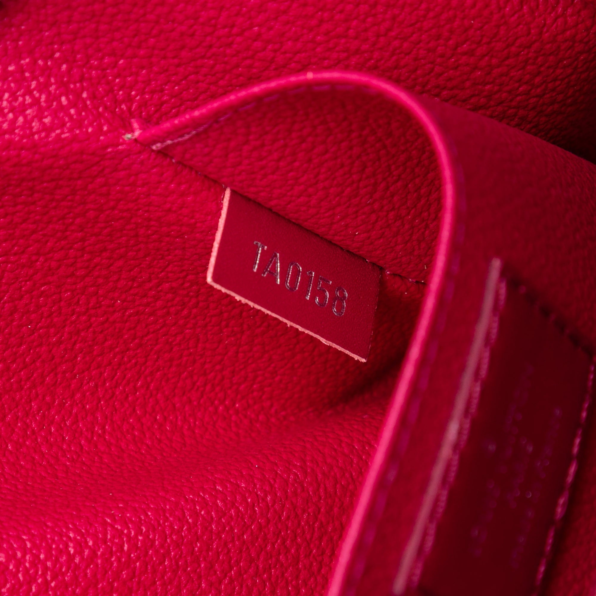 Epi Toiletry Pouch 26 - Image 6