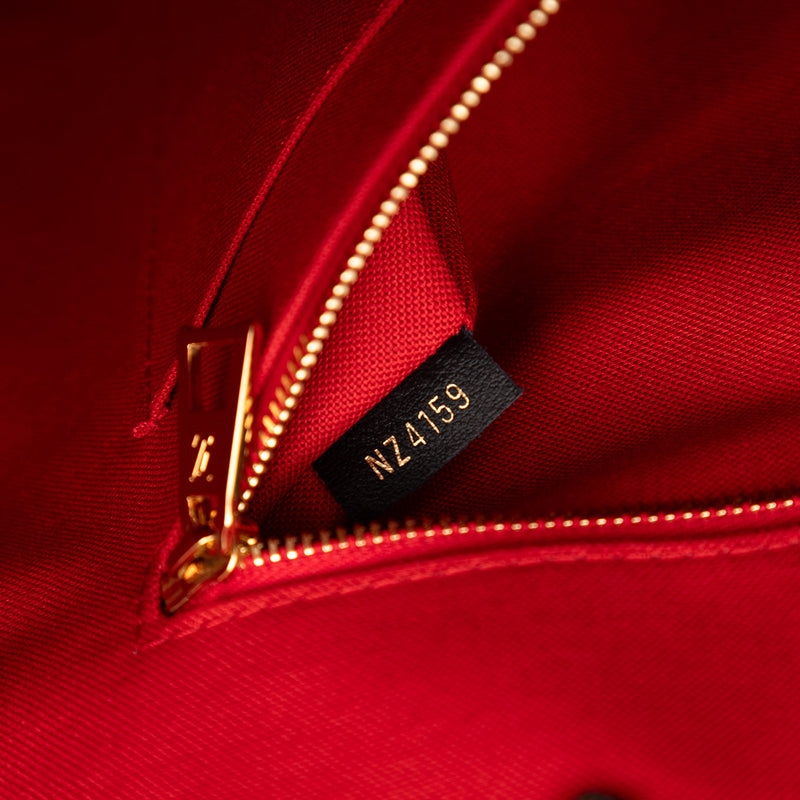 Monogram Reverse Giant OnTheGo GM - Image 6