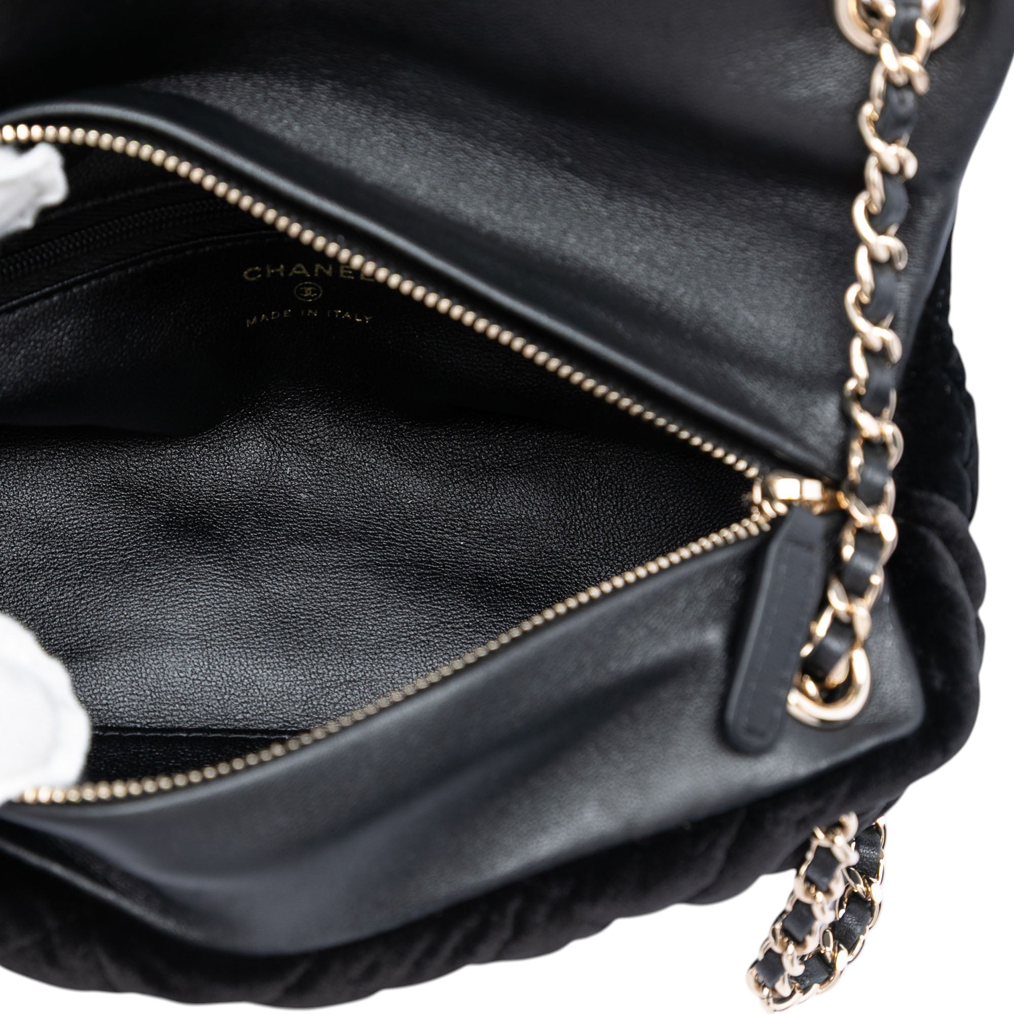 Quilted Velvet Diamante Wristlet Clutch - Image 4