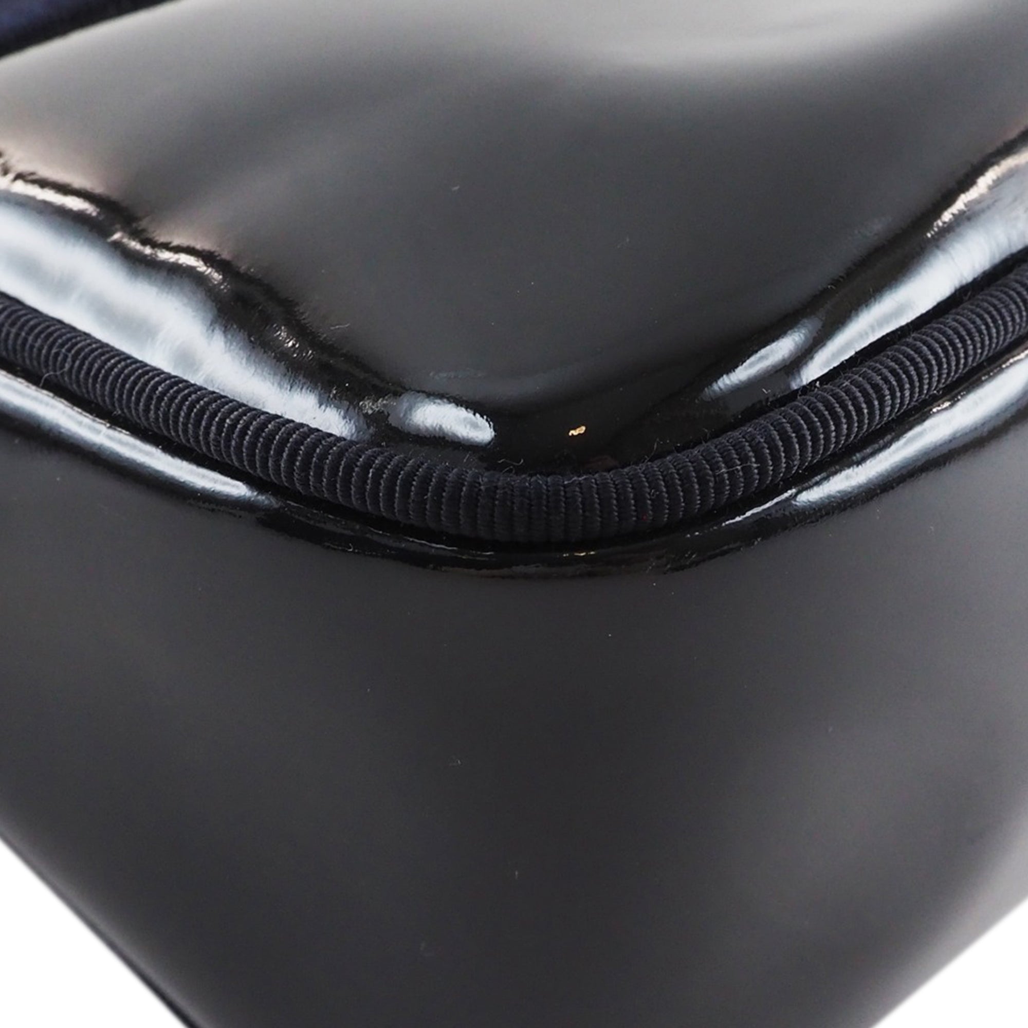 Patent Vara Crossbody - Image 7