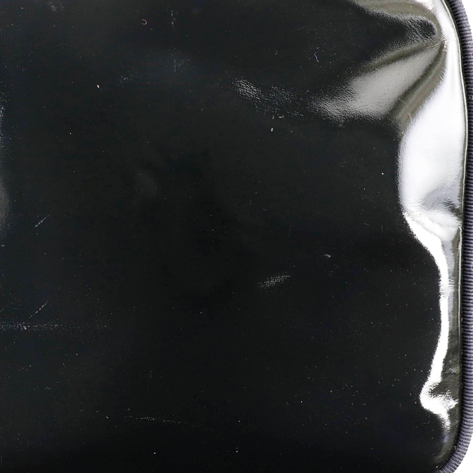 Patent Vara Crossbody - Image 8