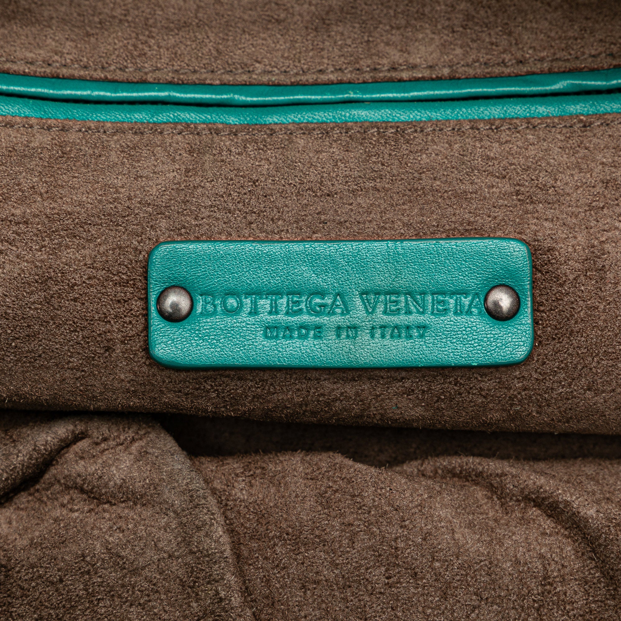 Nappa Intrecciato Cube Shoulder Bag - Image 5