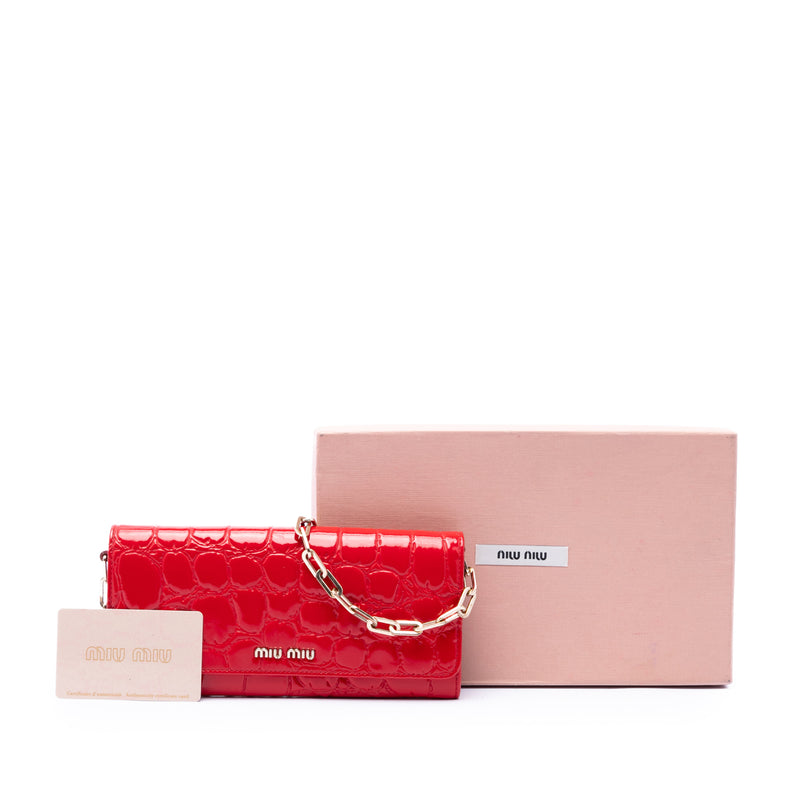 Croc Embossed Patent Wallet On Chain - Image 7